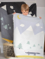 Preview: David Fussenegger Babydecke Lili mit Stick 'Wolf' 70 x 90 cm Nordsee - Blau