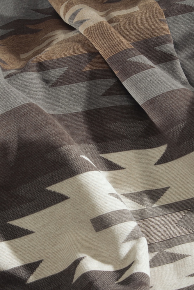 Preview: Biederlack Wohn- und Kuscheldecke 'Pure Ethno' 150 x 200 cm Natur