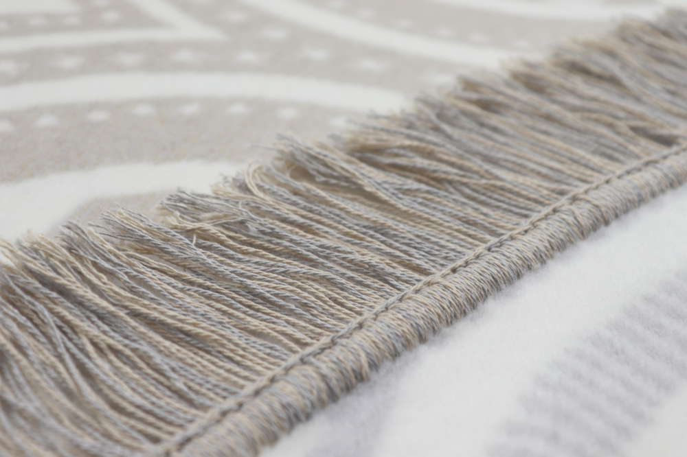 Biederlack Wohn- und Kuscheldecke 'Raw Texture' 150 x 200 cm Natur