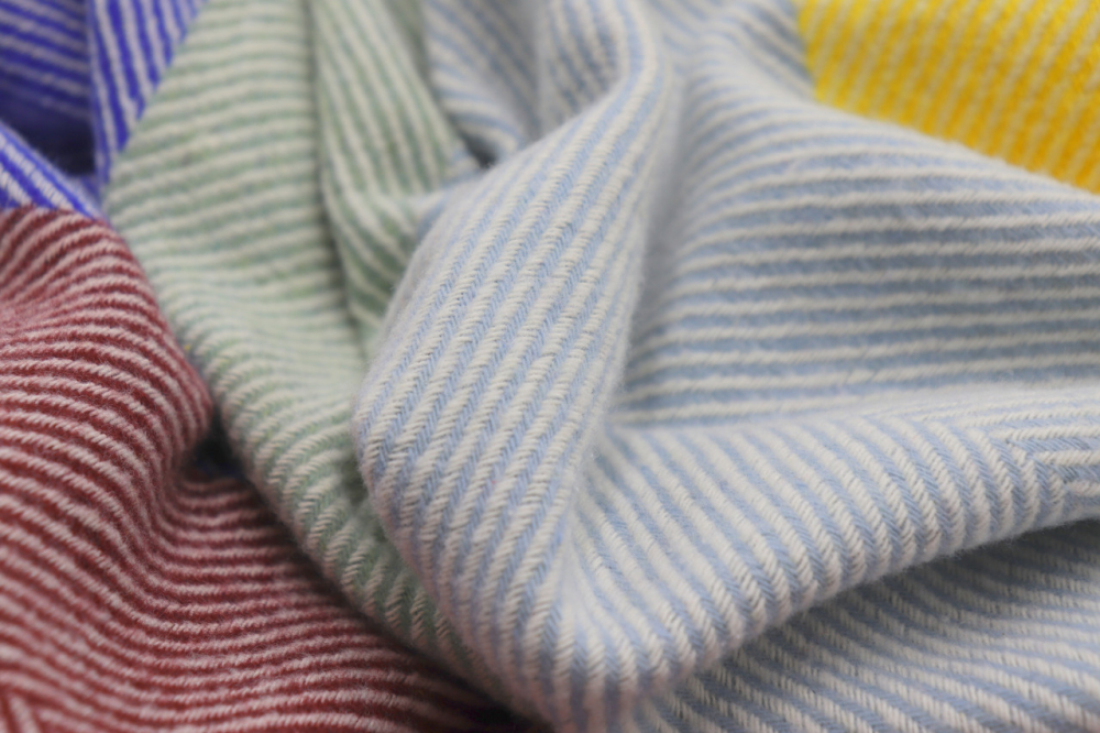 Biederlack Wollplaid 'Colour Lines' 130 x 170 cm Bunt