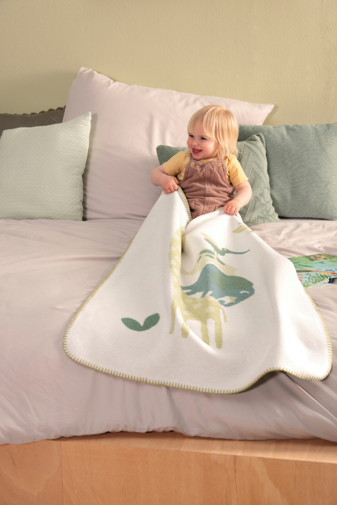 Preview: Biederlack Babydecke 'Friends' 75 x 100 cm Grün