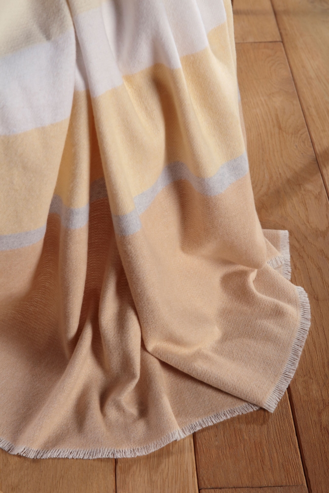 Biederlack Fransenplaid 'Sand Stripe' 130 x 170 cm Beige