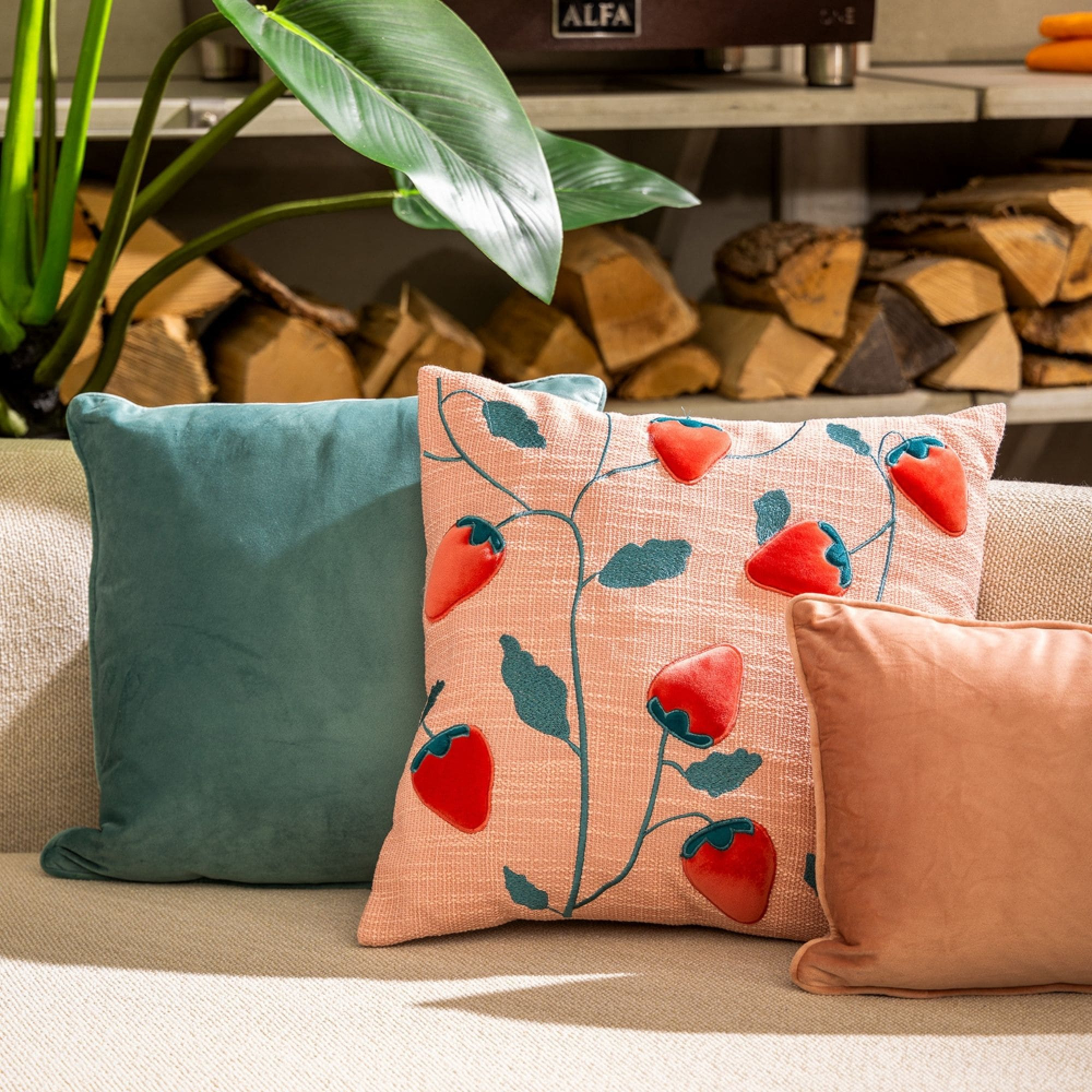 Preview: Dutch Decor Kissenhülle 'Strawberry' 45 x 45 cm Peach Powder - Rosa