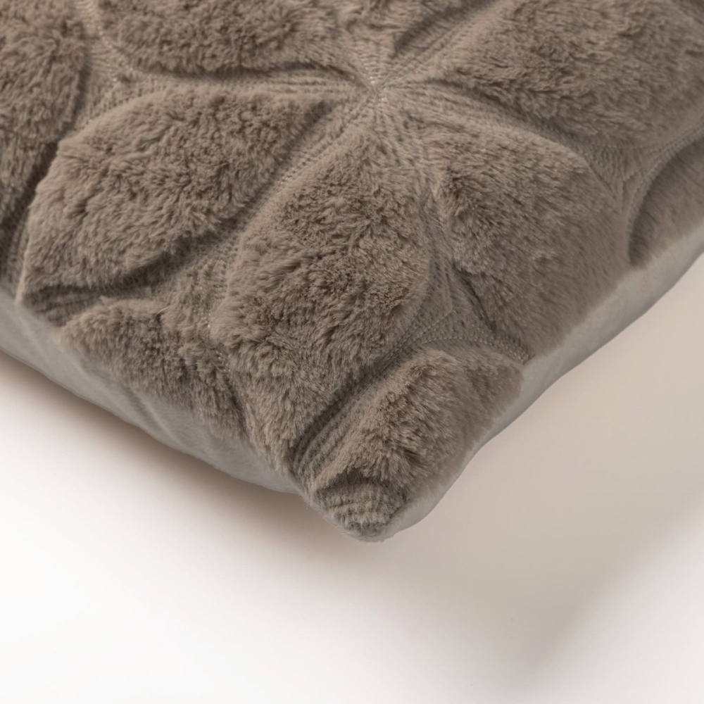 Preview: Dutch Decor Kissenhülle 'Quinn' 40 x 60 cm Driftwood - Taupe