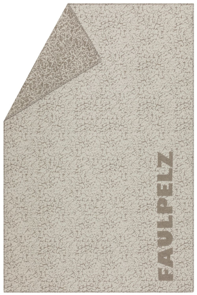 David Fussenegger Wohndecke Plaid Carla 'Faulpelz' 135 x 200 cm Filz- Hellgrau