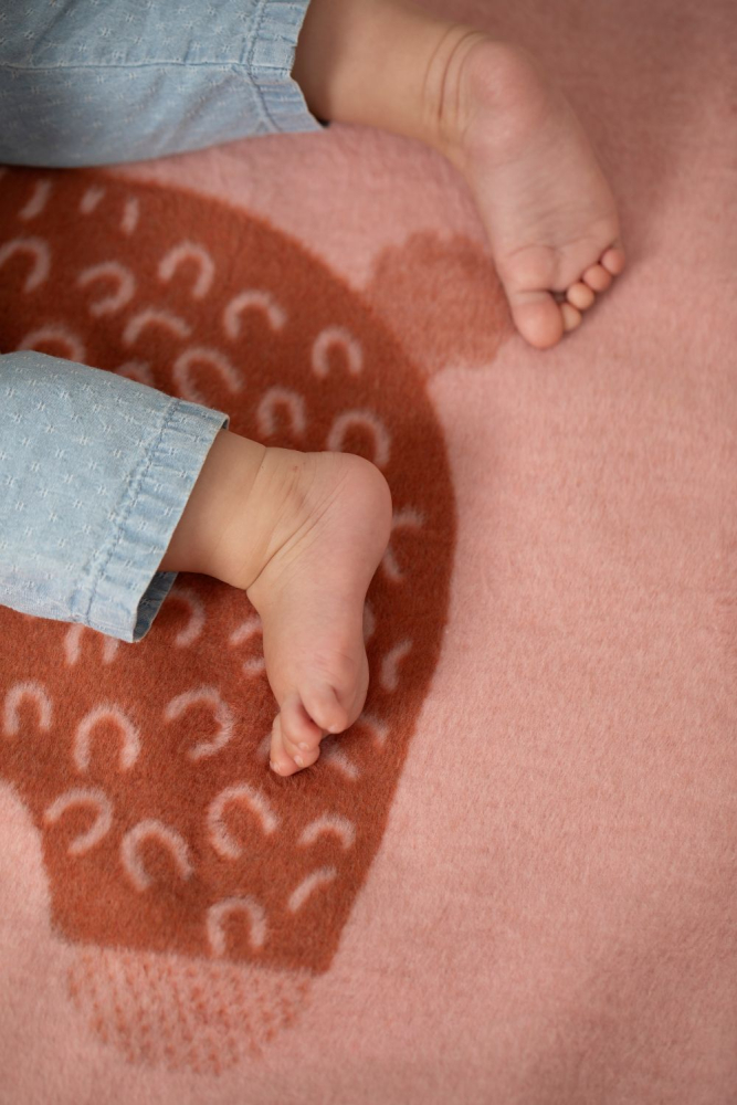 Preview: David Fussenegger Babydecke Mila 'Alpaka' 75 x 100 cm Altrosa