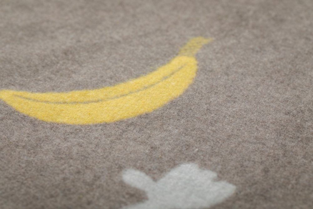 Preview: David Fussenegger Kinderdecke Juwel 'Banana Breeze' 100 x 140 cm Rauch- Beige