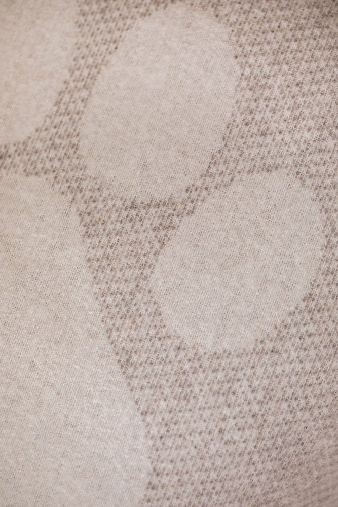 Preview: David Fussenegger Hundematte 'Paws' 70 x 80 cm Rauch- Beige