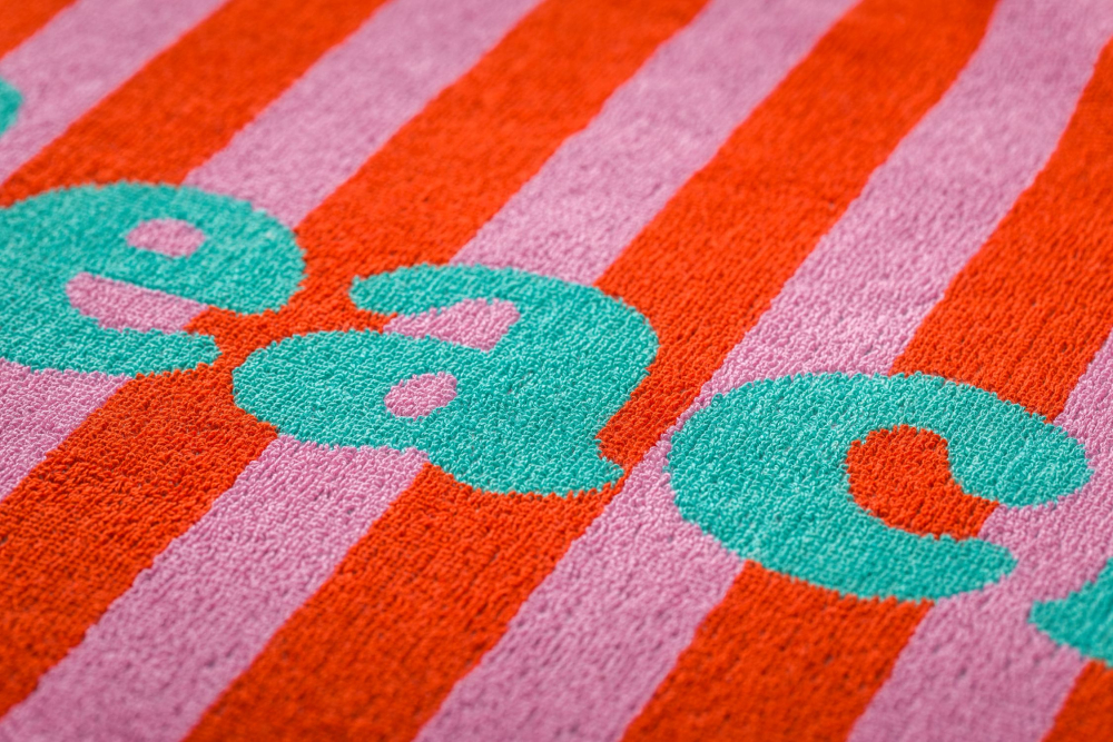 Preview: David Fussenegger Playa Frottee- Strandtuch 'Beach Party' 140 x 180 cm Dunkelorange