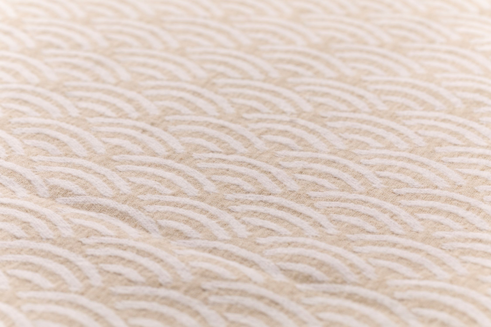 Preview: David Fussenegger Wohndecke Lino 'Mini Waves' 135 x 200 cm Rohweiß- Creme