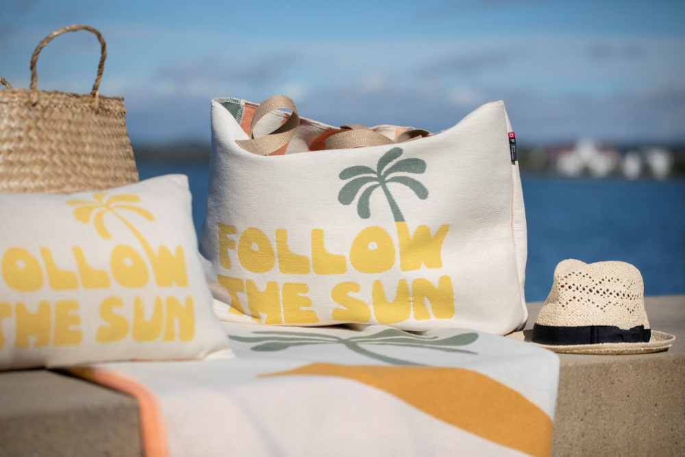 Preview: David Fussenegger Tasche Goliath 'Follow the sun' 65 x 40 cm Rohweiß