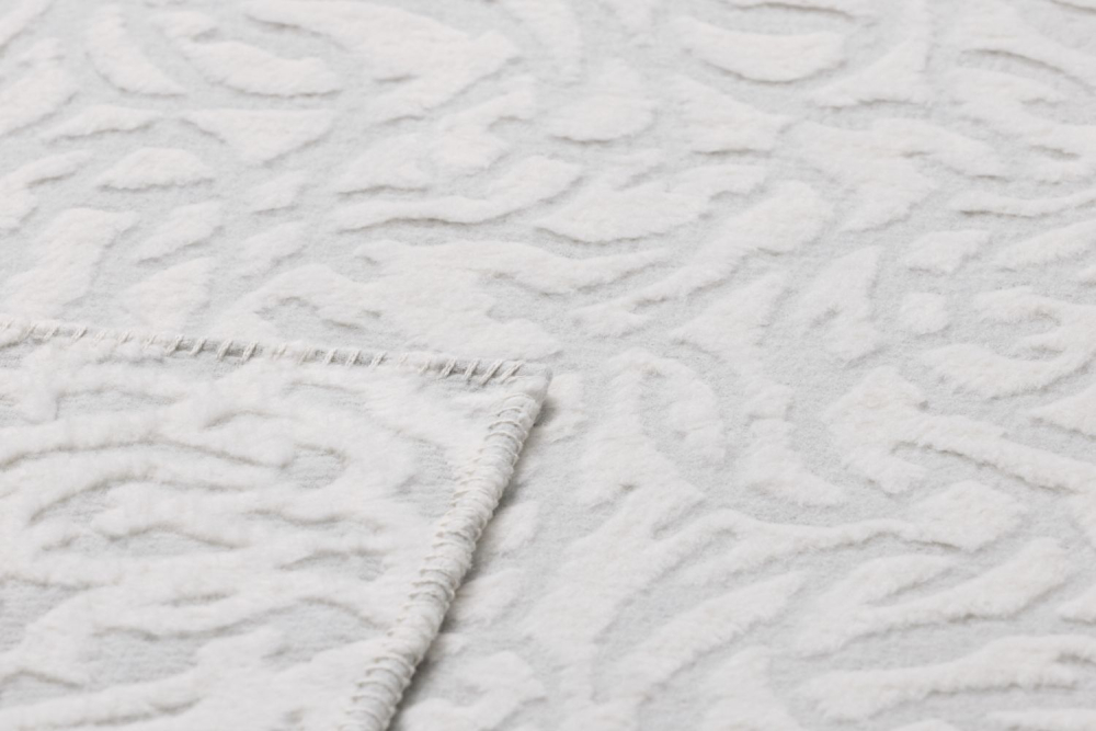 Preview: David Fussenegger Wohndecke Plaid Carla 'Elbentraum' 135 x 200 cm Silber- Grau