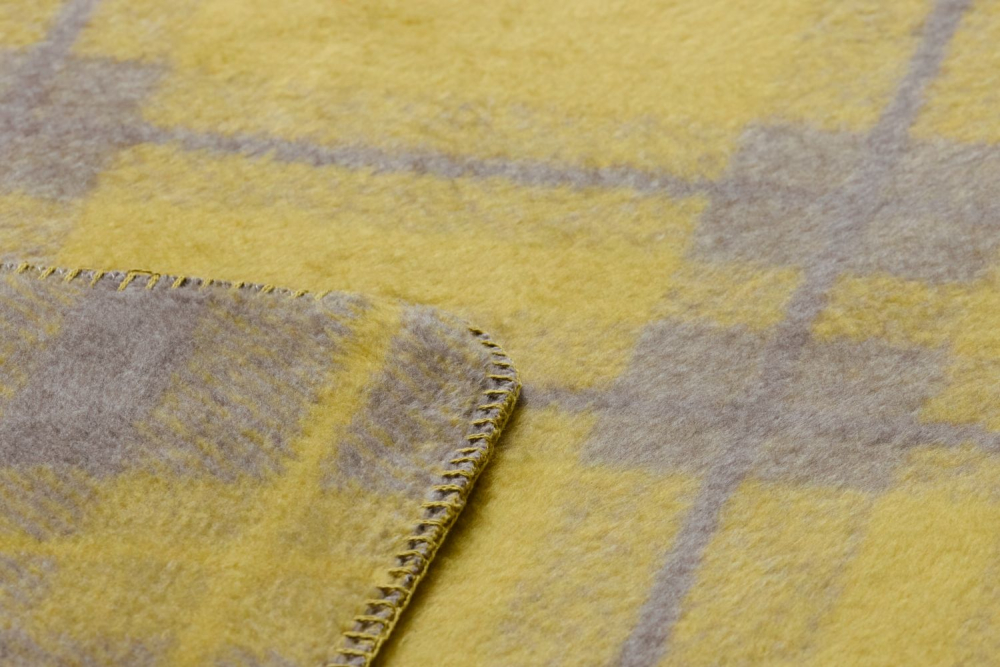 Preview: David Fussenegger Kurzflor- Wohndecke Savona 'Tartan' 150 x 200 cm Schlamm/Gelb