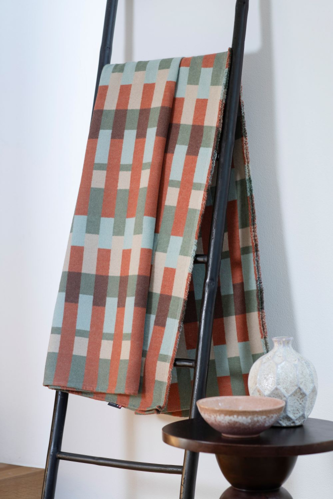 Preview: David Fussenegger Wohndecke Luca 'Patchwork' 140 x 200 cm Grün