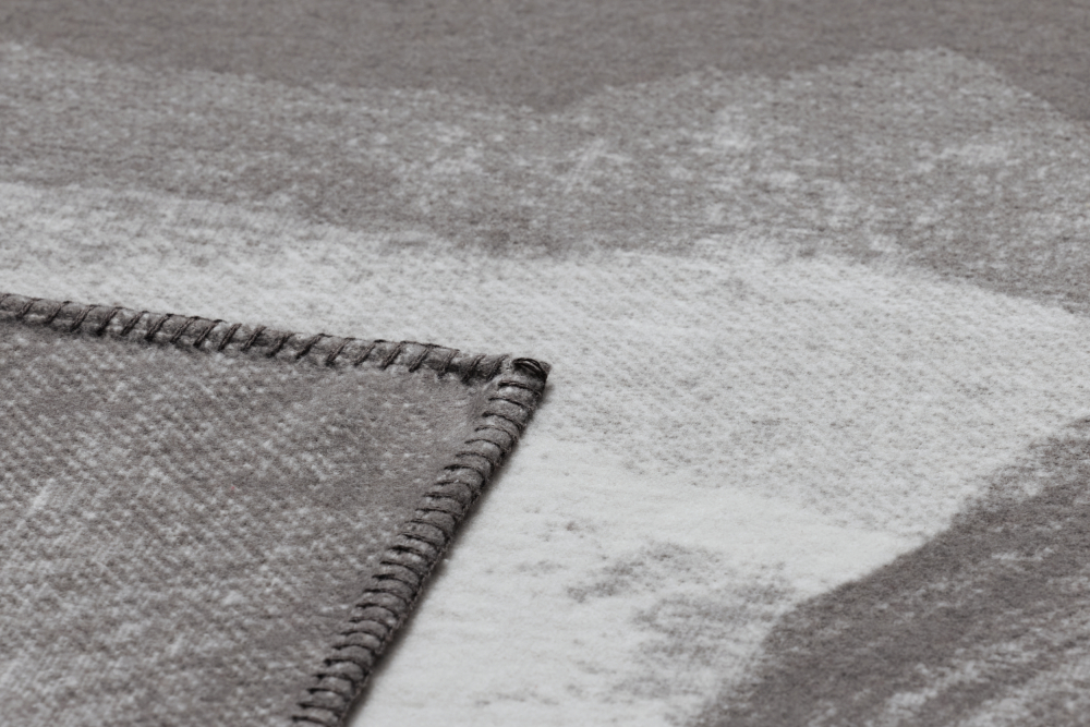 Preview: David Fussenegger Wohndecke Sylt 'Hochlandrind' 140 x 200 cm Rohweiß