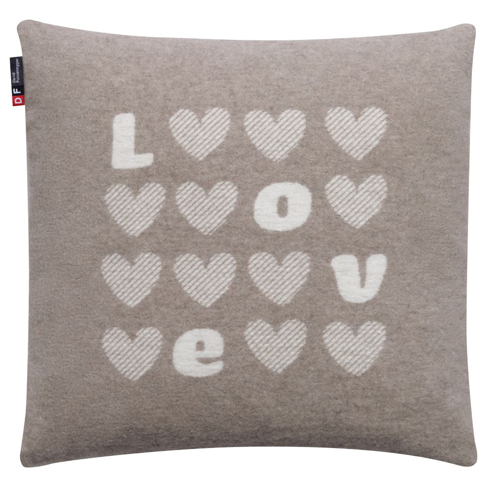 David Fussenegger Kissenhülle Silvretta 'Herzen/Love' 40 x 40 cm Rauch- Beige