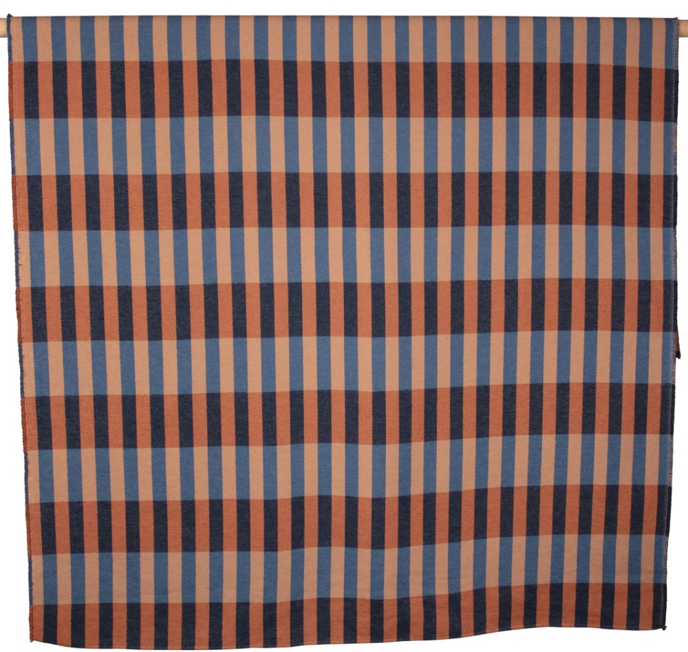 David Fussenegger Wohndecke Nova 'Stäbchen' 145 x 220 cm Navy - Blau