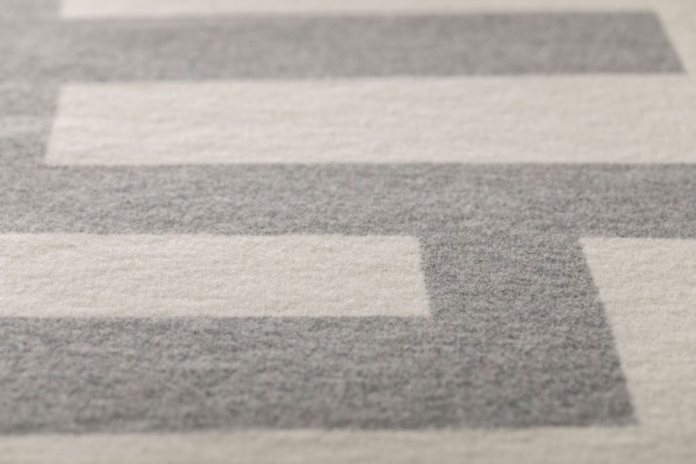 David Fussenegger Wohndecke Luca 'Labyrinth' 140 x 200 cm Grau