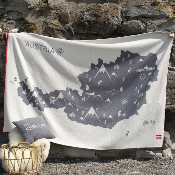 David Fussenegger Wohndecke Luca 'Austria' 140 x 200 cm Rohweiß