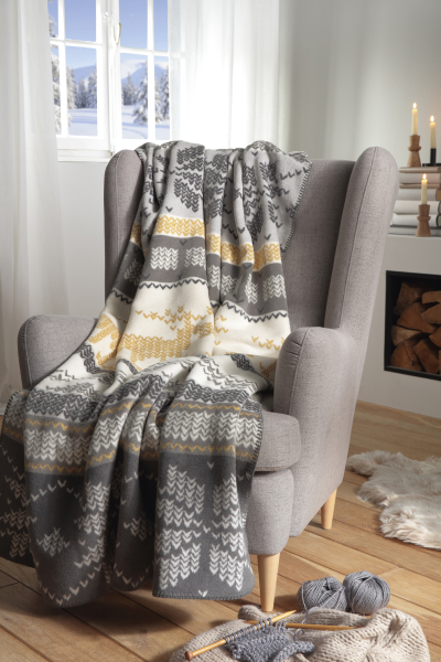 Biederlack Wohn- und Kuscheldecke 'Winter Knit' 150 x 200 cm Grau