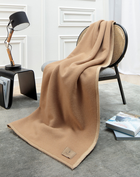 Biederlack Wohn- und Kuscheldecke 'Cammello' 150 x 200 cm Beige