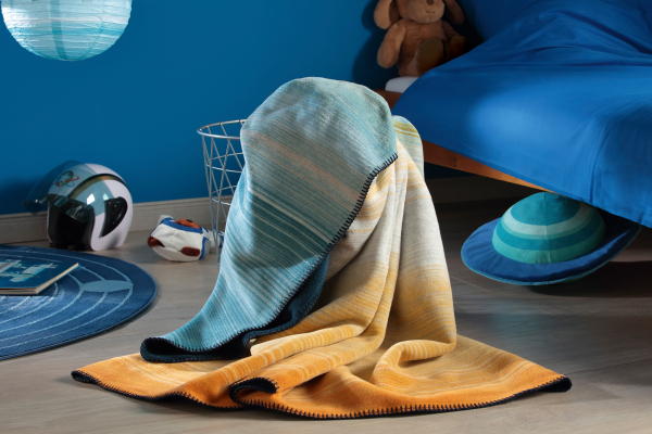 Biederlack Kinderdecke 'Galaxies' 150 x 200 cm Blau