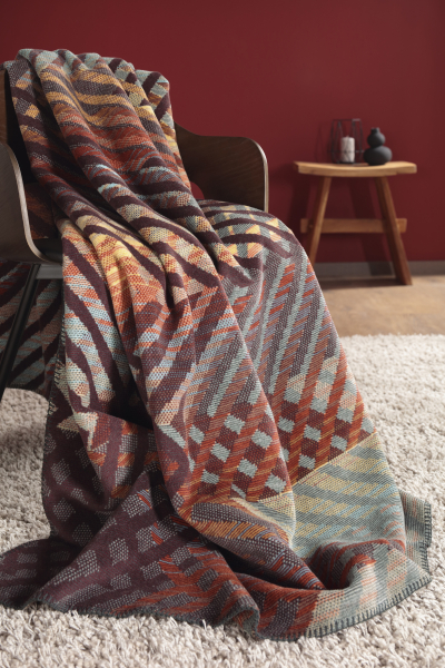 Biederlack Wohn- und Kuscheldecke 'Vibrance' 150 x 200 cm Rot