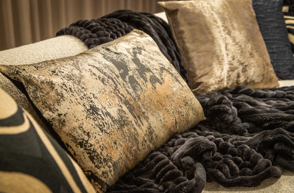 Dutch Decor Kuscheldecke 'Ricky' 150 x 200 cm Raven - Schwarz