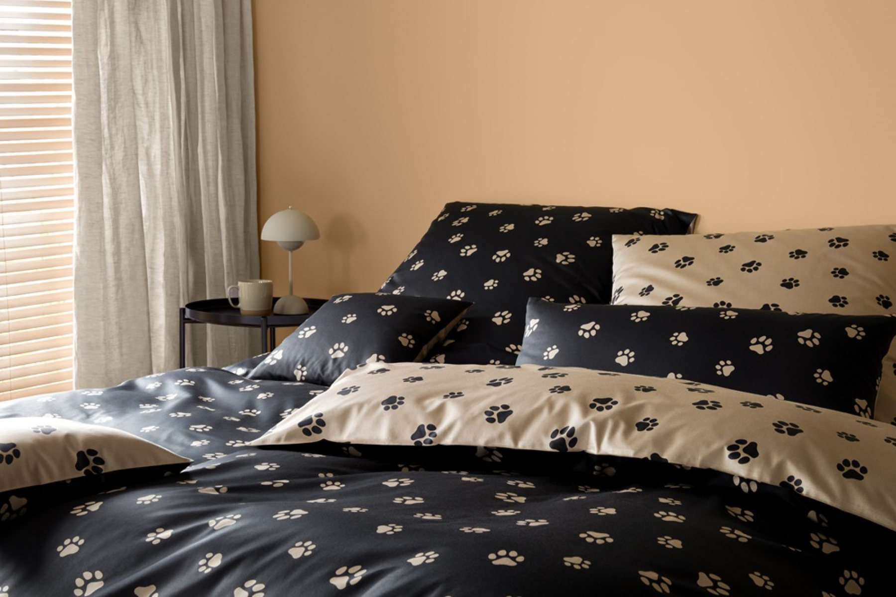 elegante Mako-Satin Bettwäsche 'Paws' 135 x 200 cm Schwarz - Beige