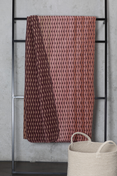 David Fussenegger Kurzflor- Wohndecke Savona 'Wellen Verlauf' 150 x 200 cm Kupfer