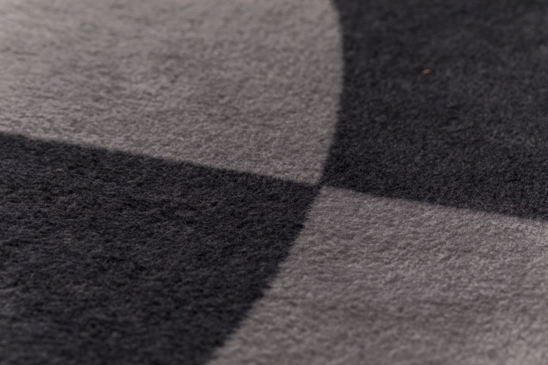 David Fussenegger Kurzflor- Wohndecke Savona 'Geoform' 150 x 200 cm Anthrazit- Grau