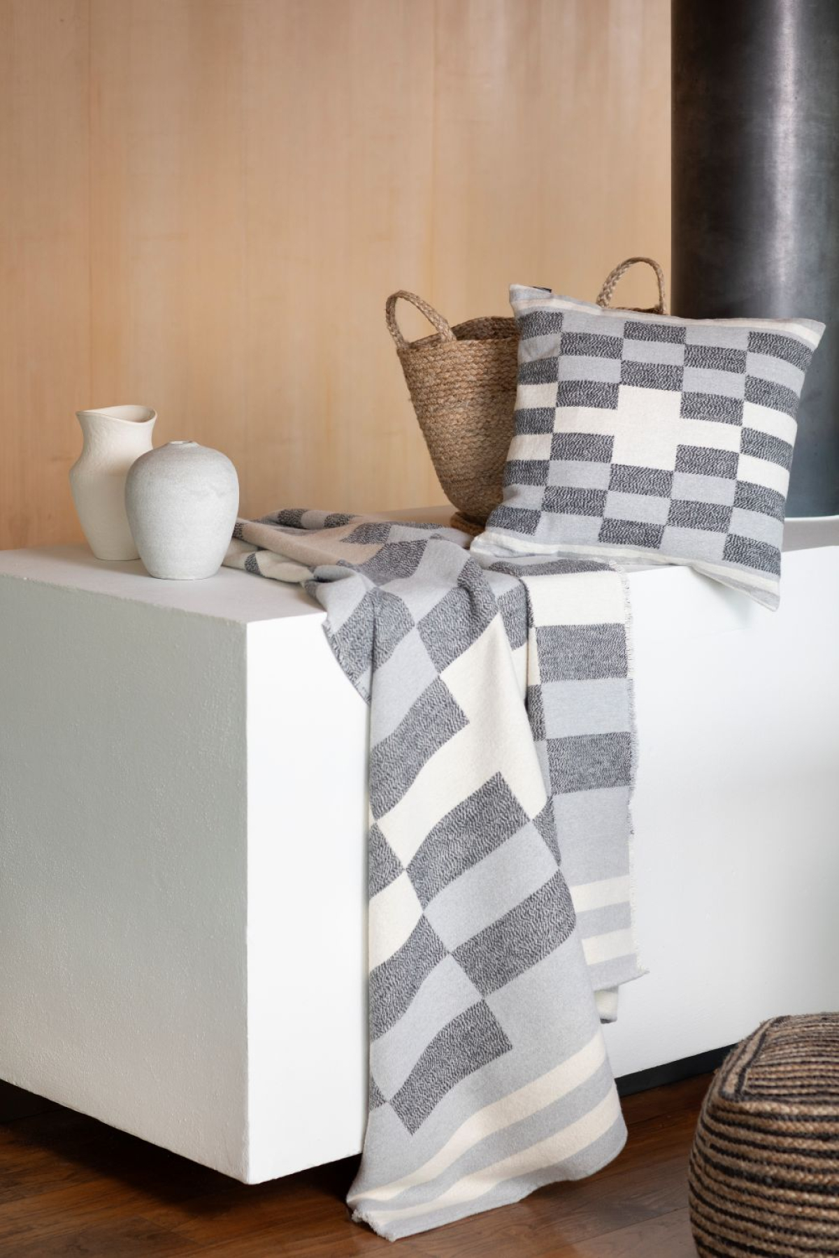 David Fussenegger Wohndecke Bett Divan Überwurf Nova 'Pixel' 145 x 220 cm Filz