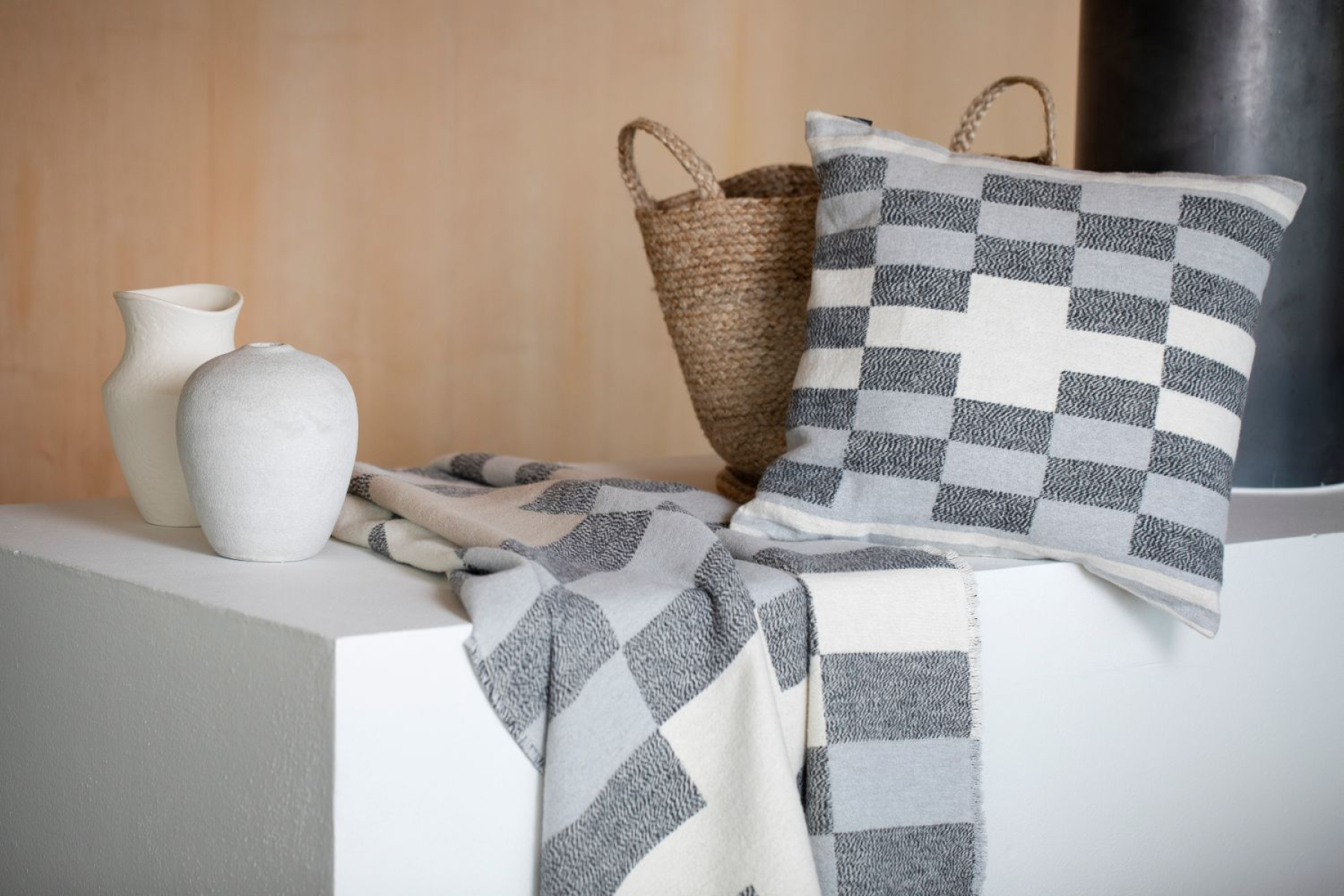 David Fussenegger Kissenhülle Nova 'Pixel' 50 x 50 cm Filz- Grau