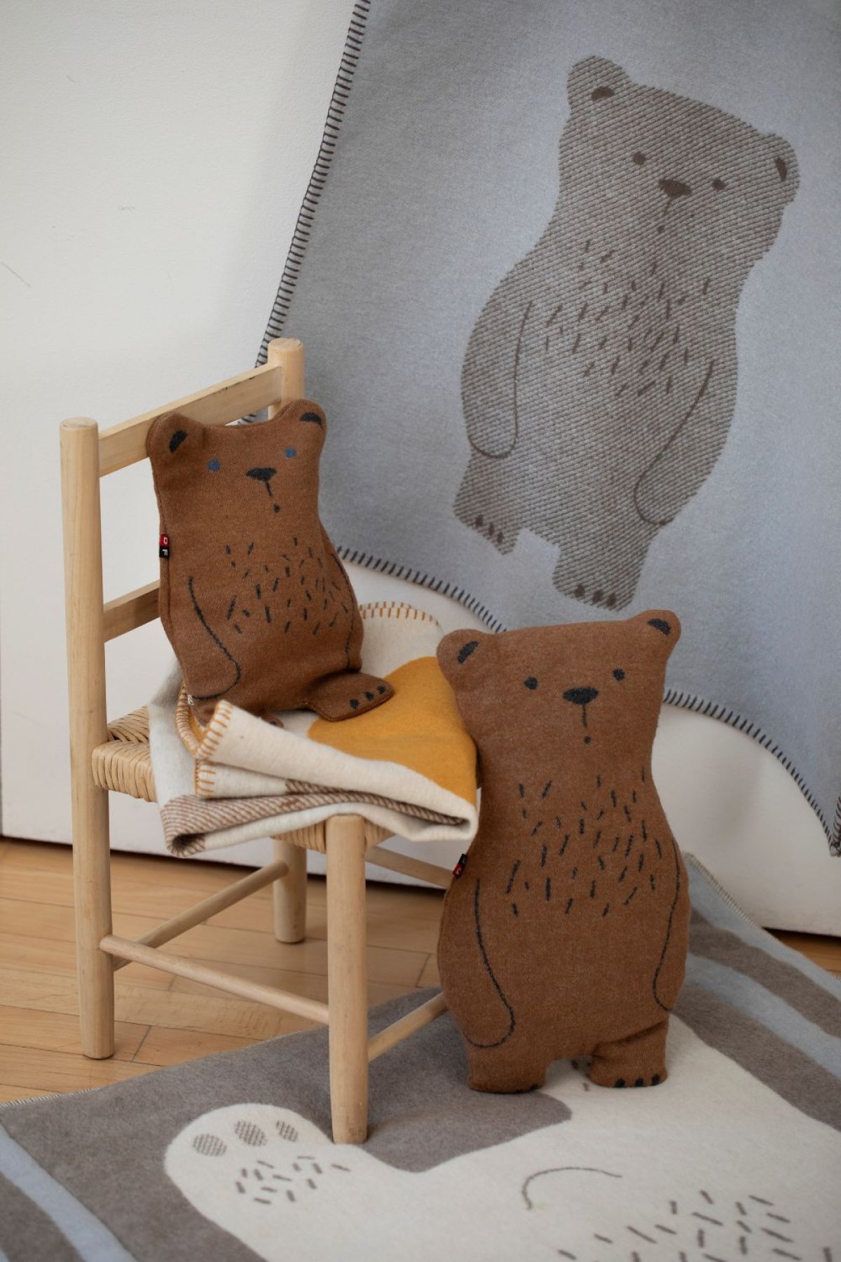 David Fussenegger Kissen gefüllt Juwel 'Bär' 22 x 40 cm Ruggine- Braun