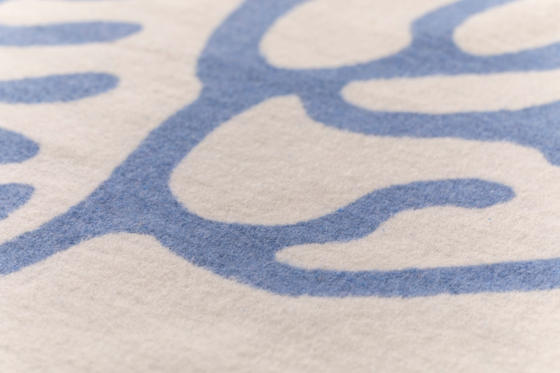 David Fussenegger Wohndecke Silvretta 'Koralle' 140 x 200 cm Rohrweiß- Creme