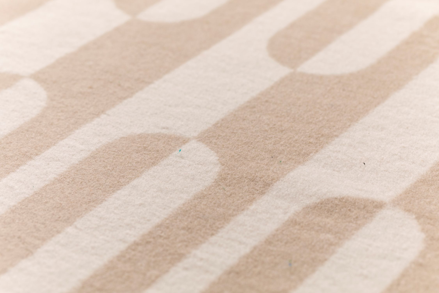 David Fussenegger Wohndecke Silvretta 'Ellipsa' 140 x 200 cm Natur- Beige