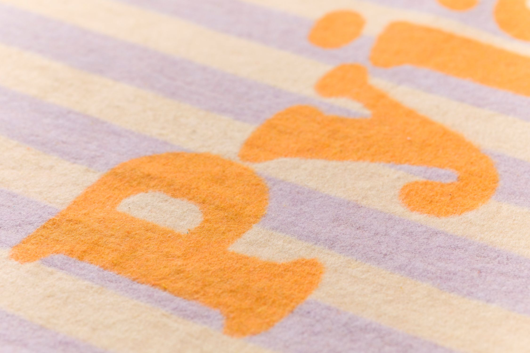 David Fussenegger Wohndecke Silvretta 'Pyjamaparty' 140 x 200 cm Hellviola- Lila