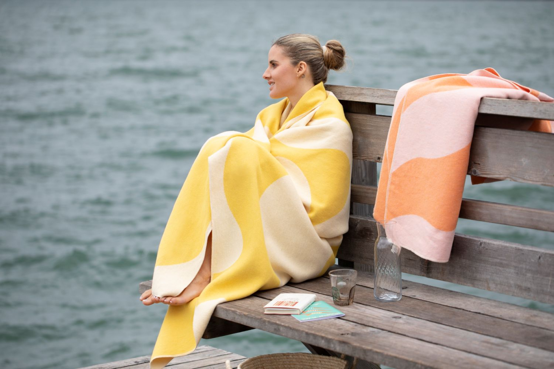 David Fussenegger Wohndecke Silvretta 'Retro Waves' 140 x 200 cm Hellorange