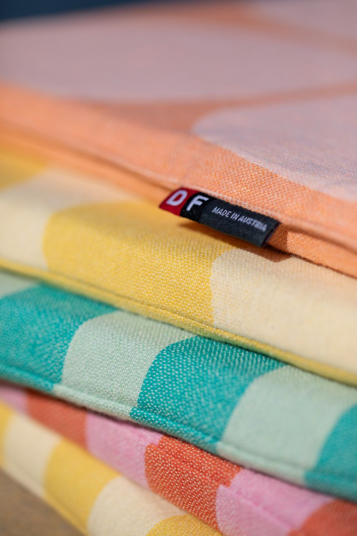 David Fussenegger Sitzkissen Porto 'Streifen' 40 x 40 cm Dunkelorange