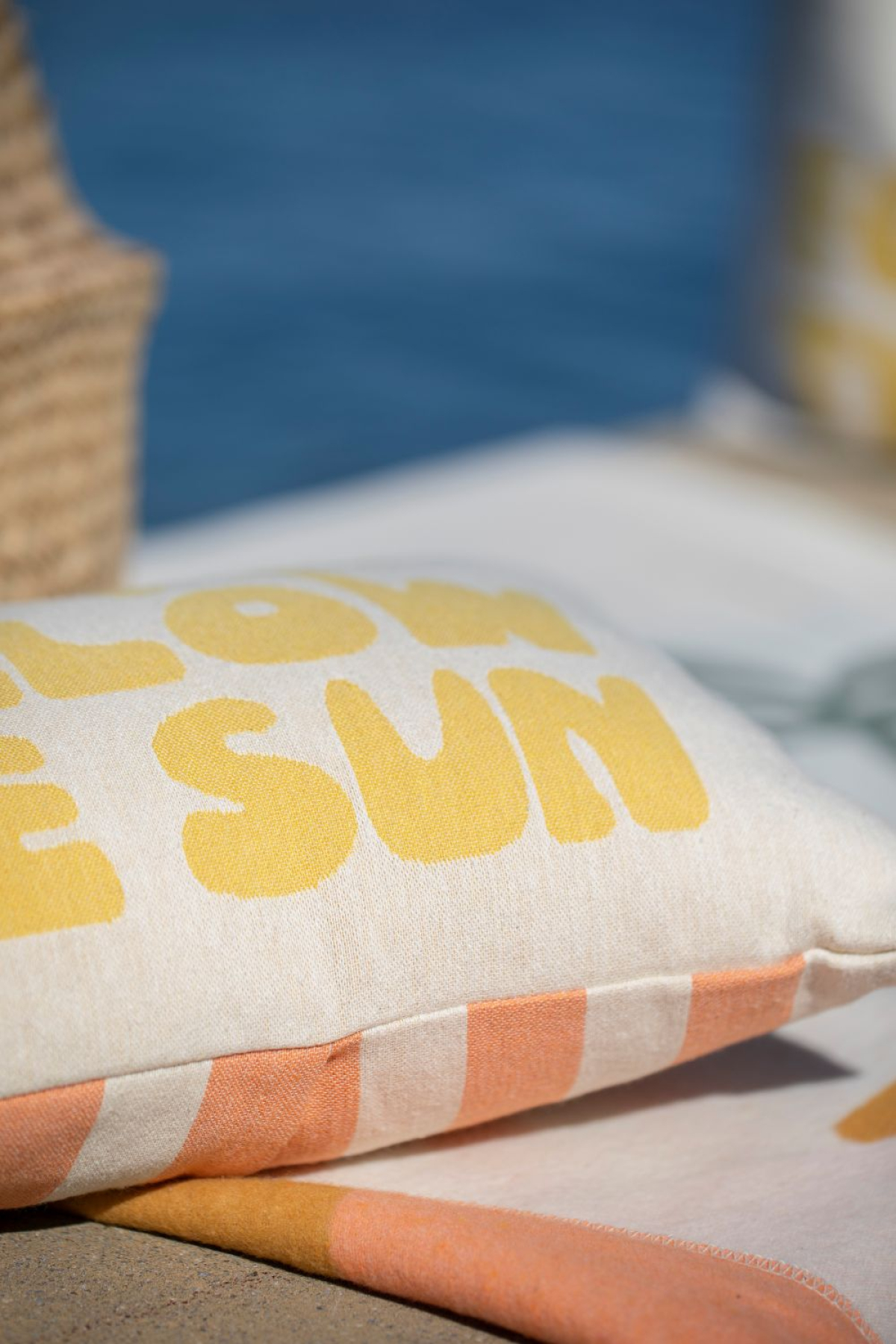 David Fussenegger Kissenhülle Porto 'follow the sun' 30 x 50 cm Rohweiß