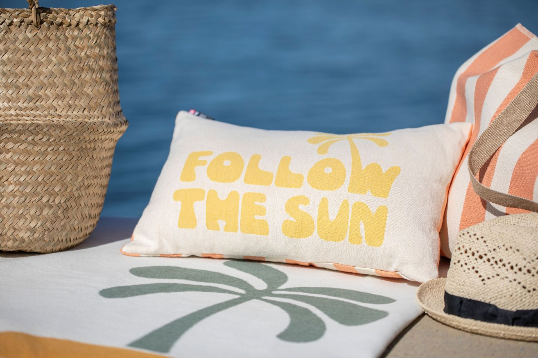 David Fussenegger Kissenhülle Porto 'follow the sun' 30 x 50 cm Rohweiß