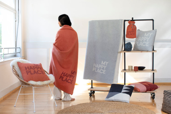 David Fussenegger Kurzflor- Wohndecke Savona 'my happy place' 150 x 200 cm Filz - Hellgrau