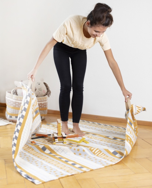 David Fussenegger Spieldecke Nova 'Mustermix' 145 x 145 cm Gold