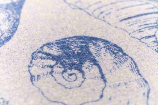 David Fussenegger Wohndecke Leinenmix Alba 'Submarine' 140 x 200 cm Marine - Blau