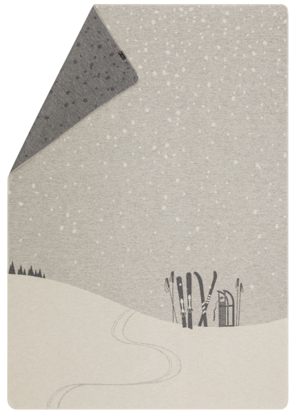 David Fussenegger Wohndecke Silvretta 'Ski, Rodel' 140 x 200 cm Rohweiß- Grau